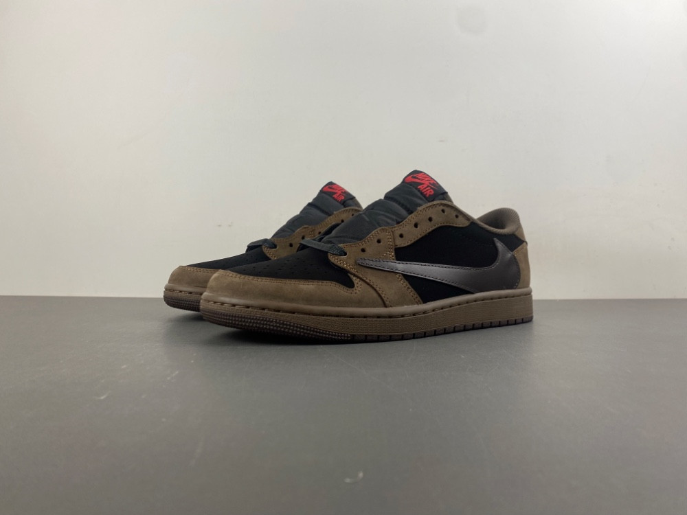 Travis Scott x Air Jordan 1 Low CQ4277 001