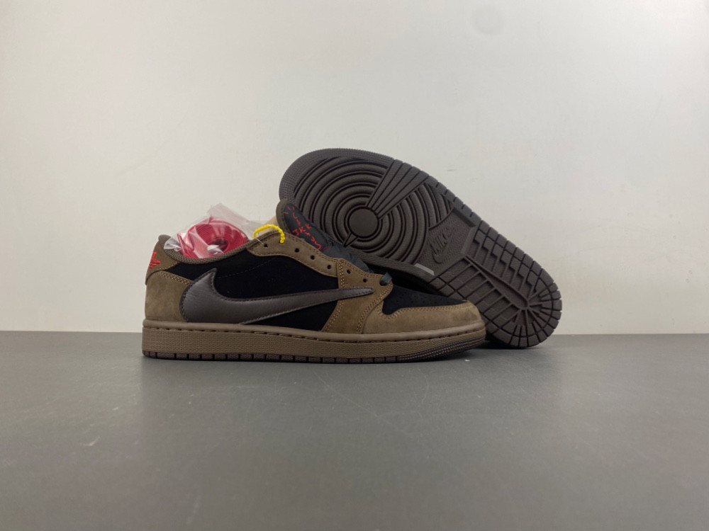 Travis Scott x Air Jordan 1 Low CQ4277 001