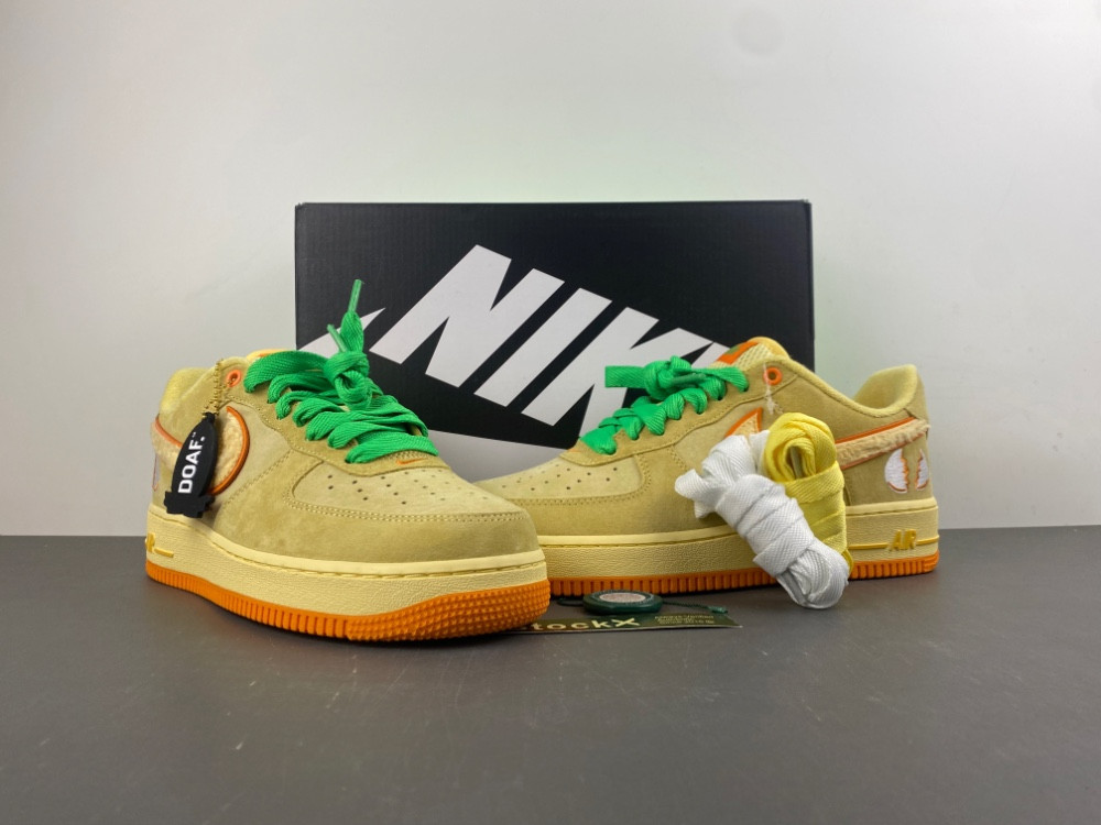 Nike Air Force 1 Low Ducks of a Feather University of Oregon Duck or Egg IU7612-700