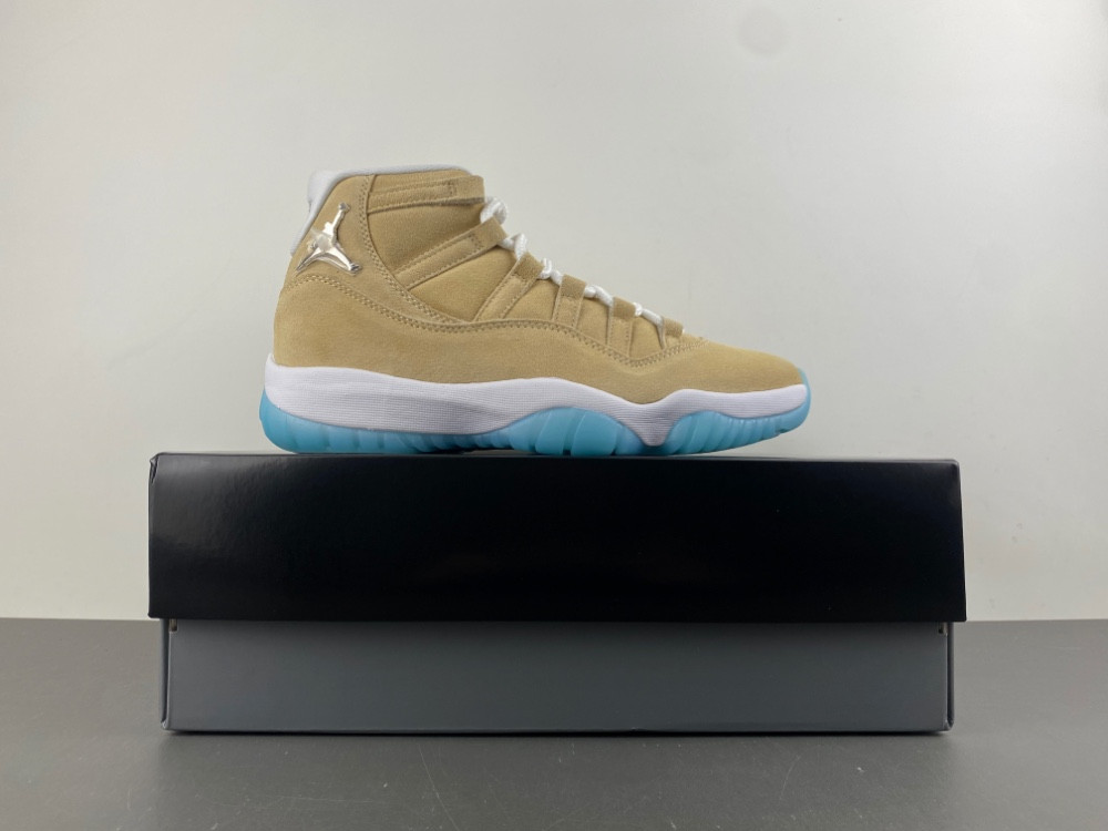 Air Jordan 11 Retro H-Town IO8960 707