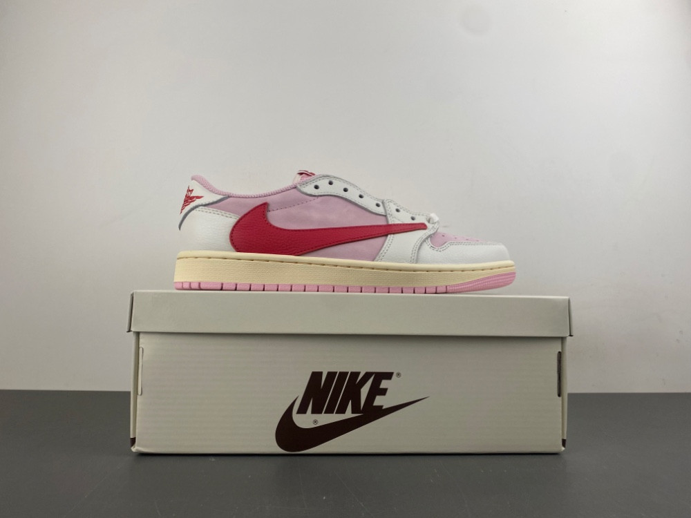 Travis Scott × Air Jordan 1 Low "Shy Pink"IQ7604-101
