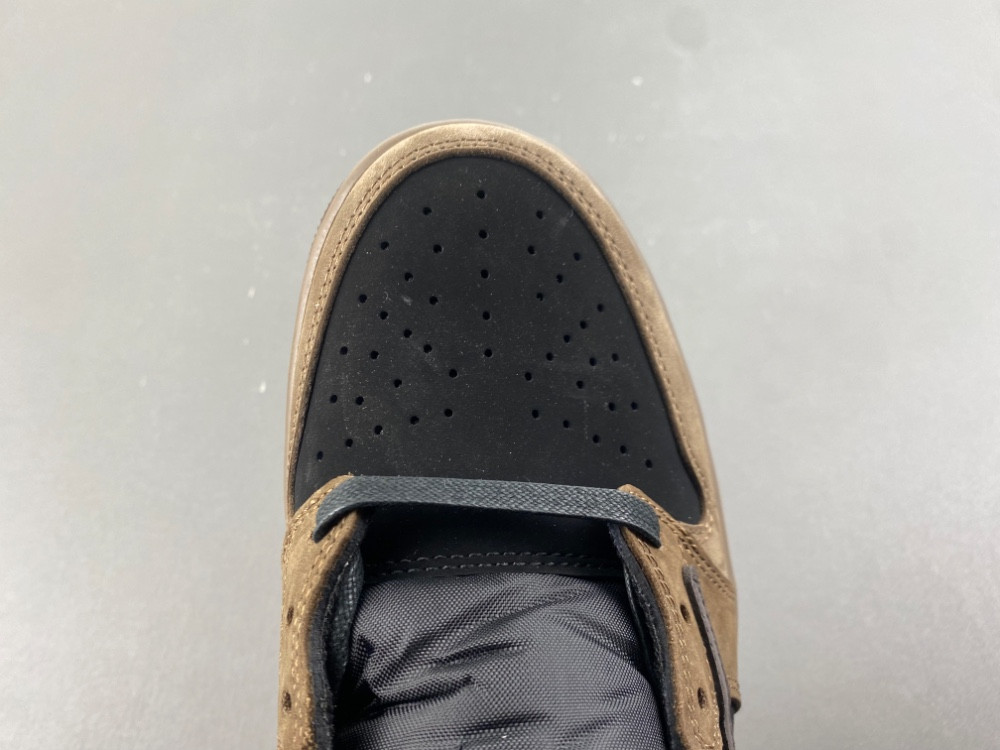 Travis Scott x Air Jordan 1 Low CQ4277 001