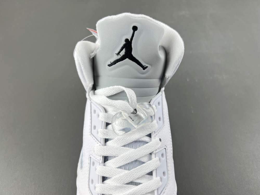 Air Jordan 5 White Metallic 2026 HQ7978-103
