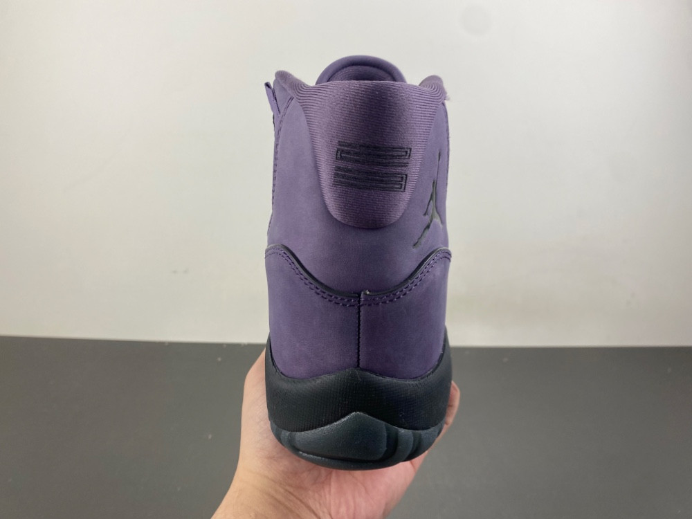 Air Jordan 11 Retro Mojave IO8961-553