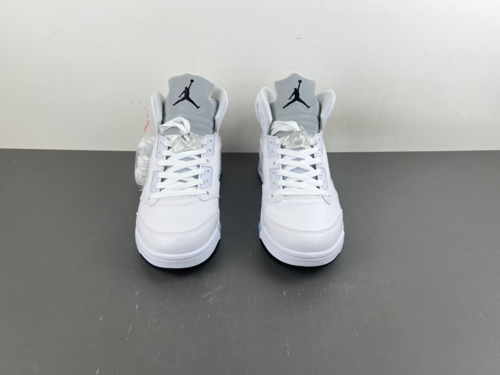 Air Jordan 5 White Metallic 2026 HQ7978-103