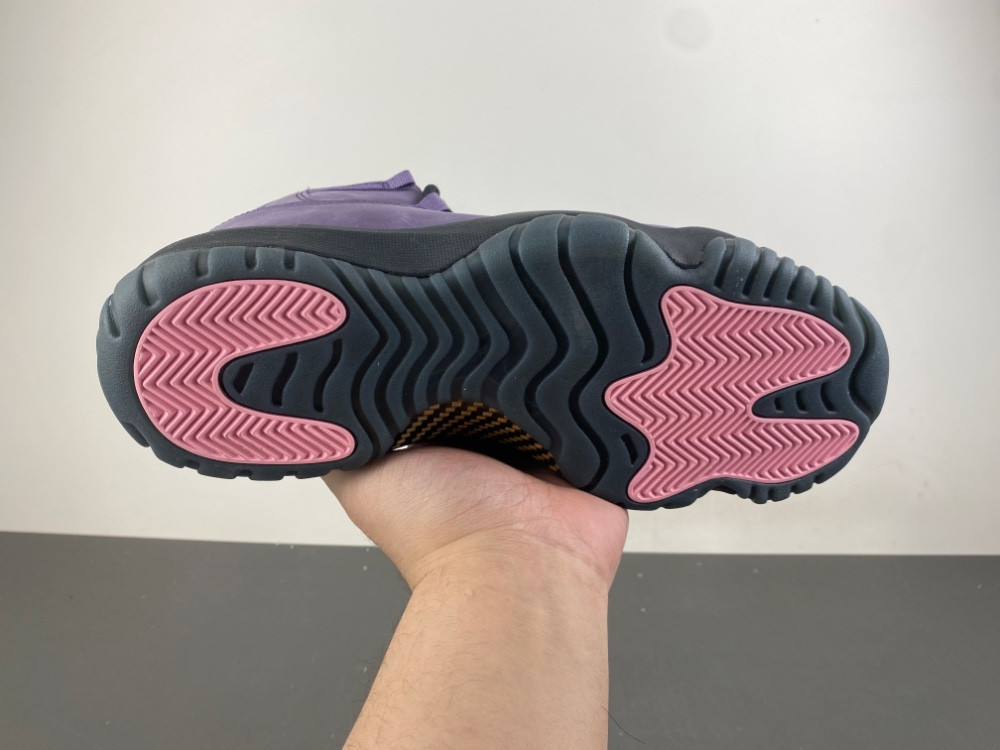 Air Jordan 11 Retro Mojave IO8961-553