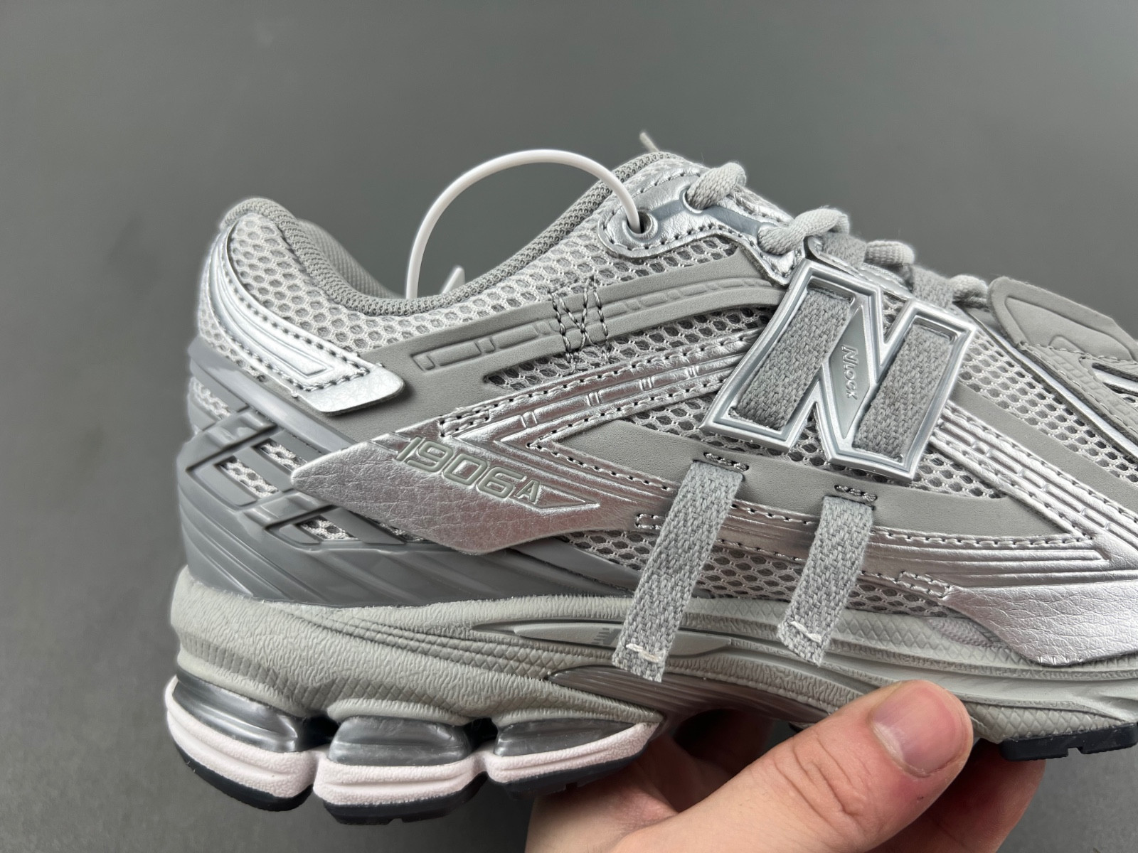 new Ba1an*e 1906a concrete silver metallic m1906ag