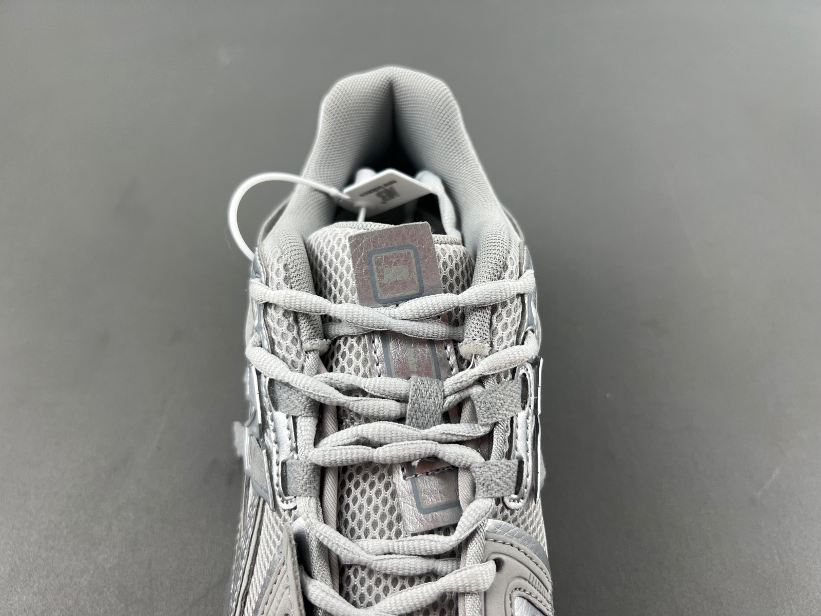 new Ba1an*e 1906a concrete silver metallic m1906ag