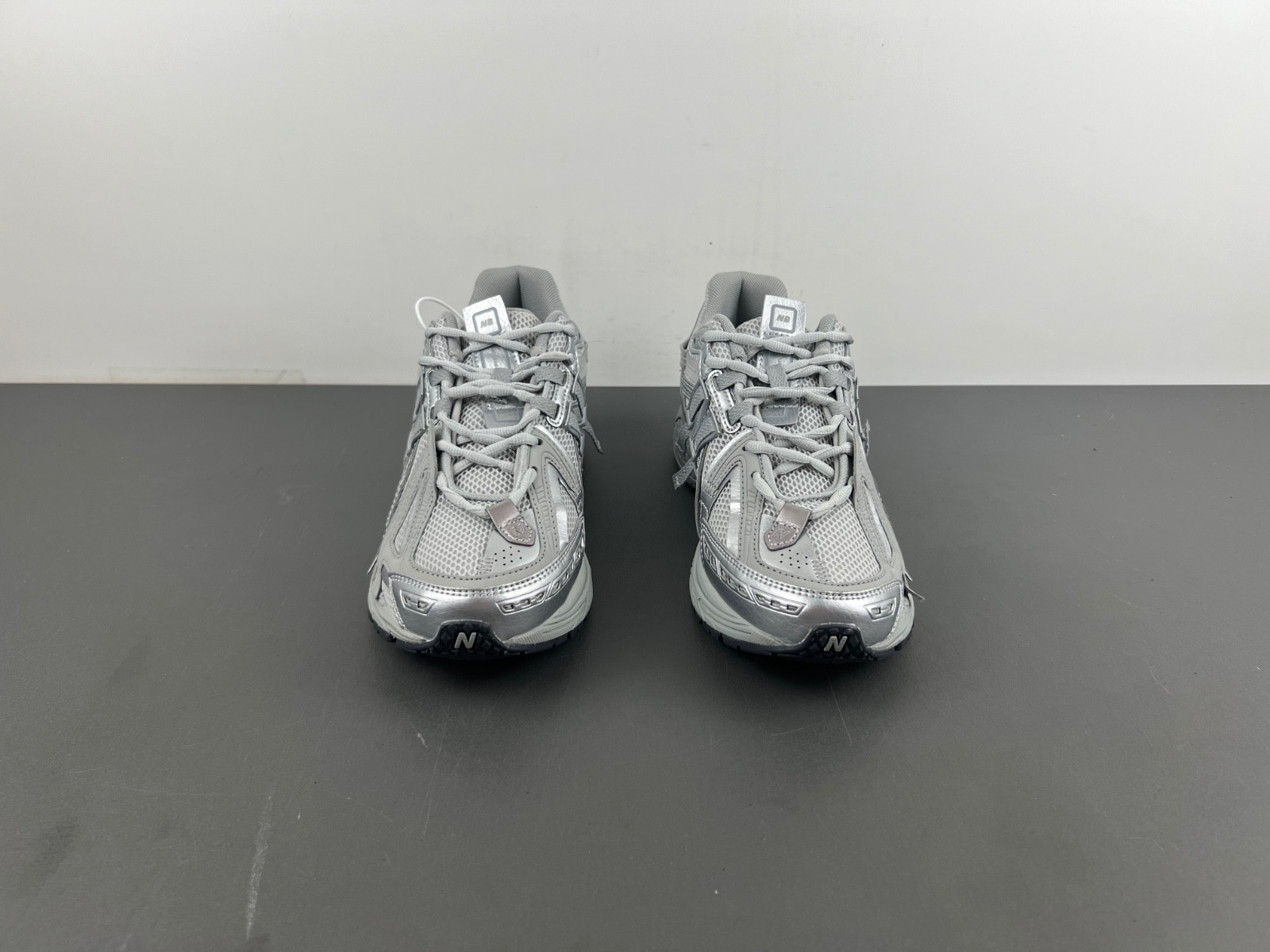 new Ba1an*e 1906a concrete silver metallic m1906ag