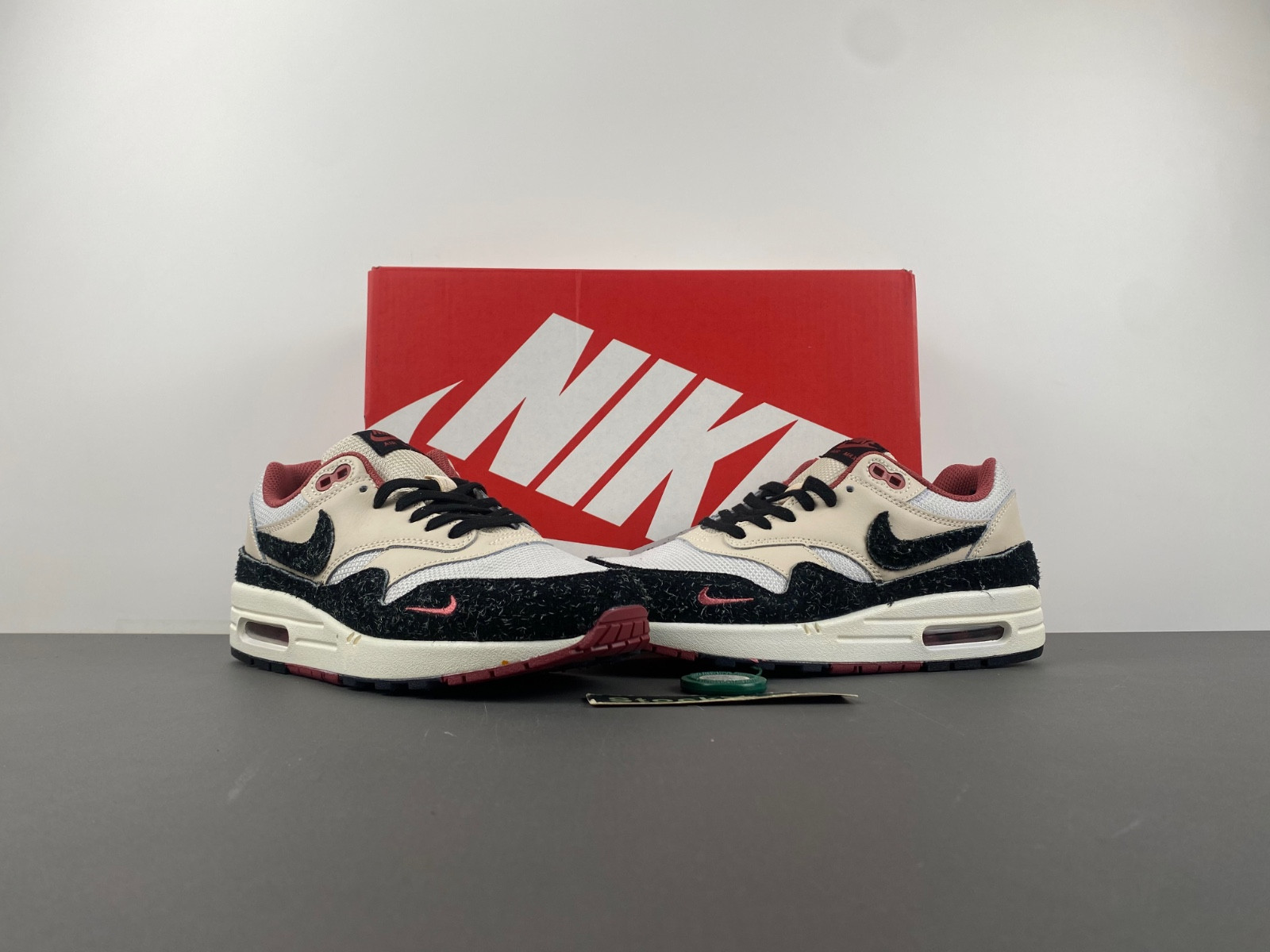 Nike Air Max 1 Keep Rippin Stop Slippin 2.0 Men