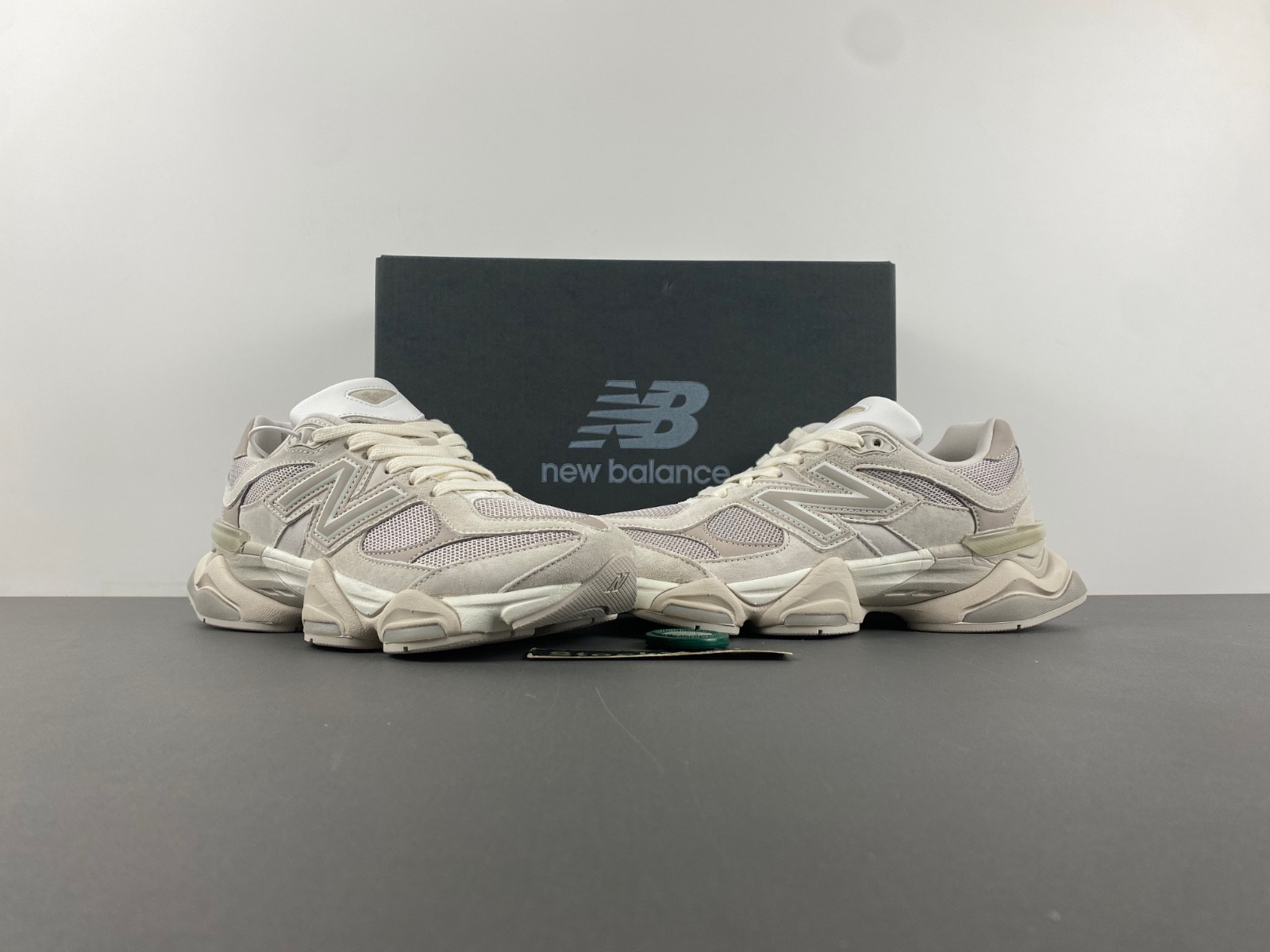 new Ba1an*e 9060 beige men