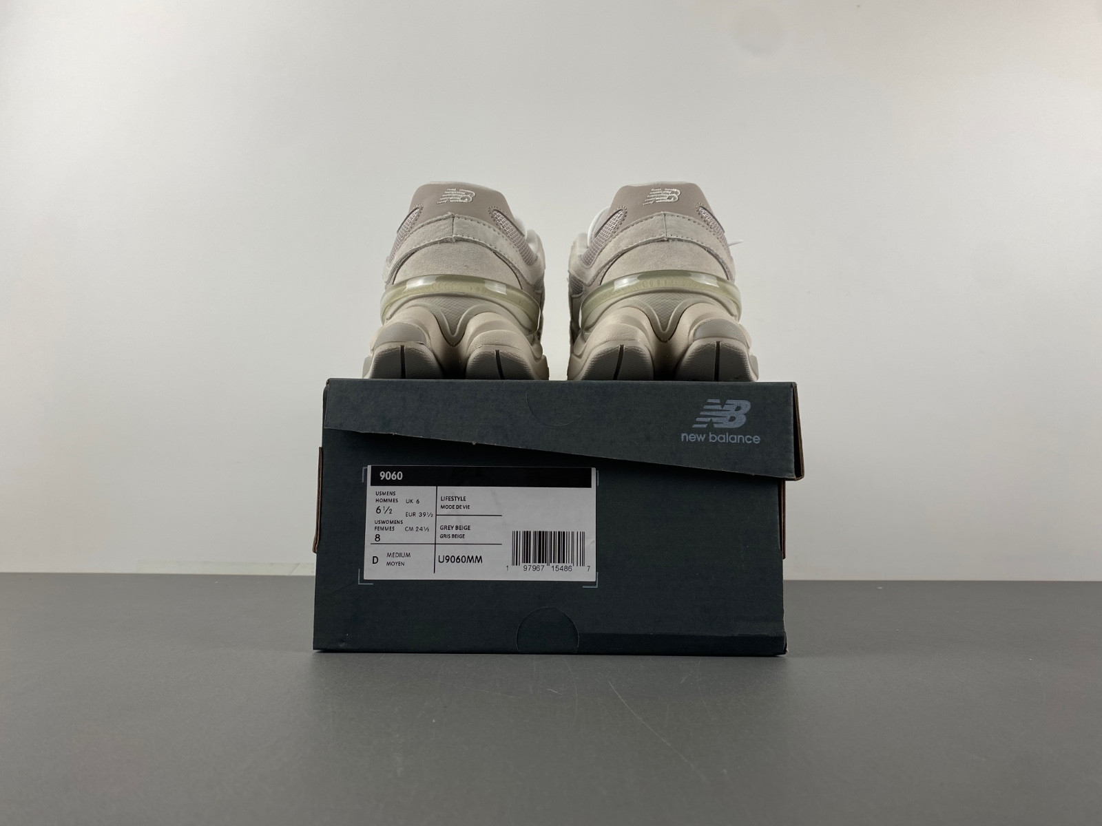 new Ba1an*e 9060 beige men