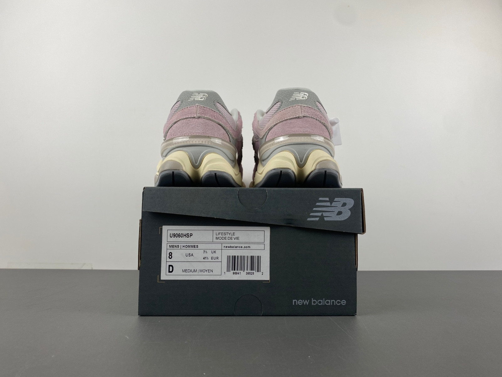 new Ba1an*e 9060 december sky men