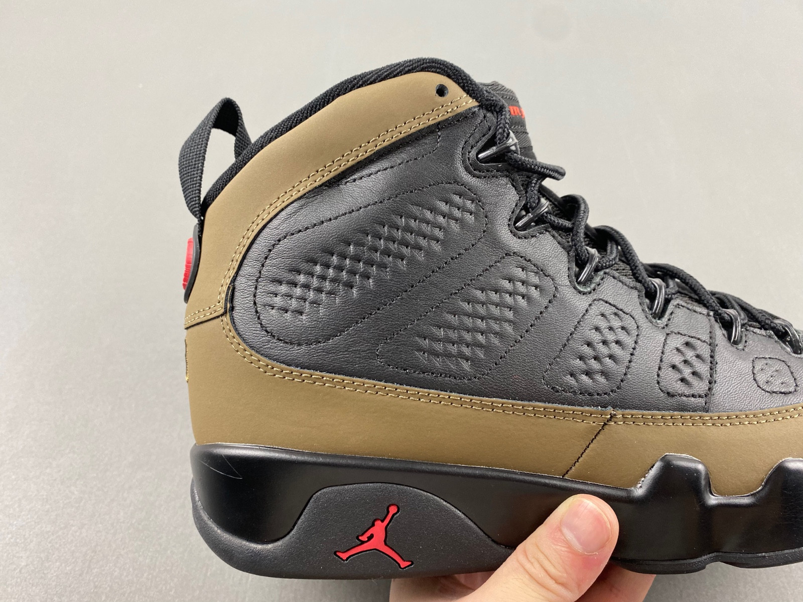 Air Jordan 9 "Olive" Holiday HV4794-030