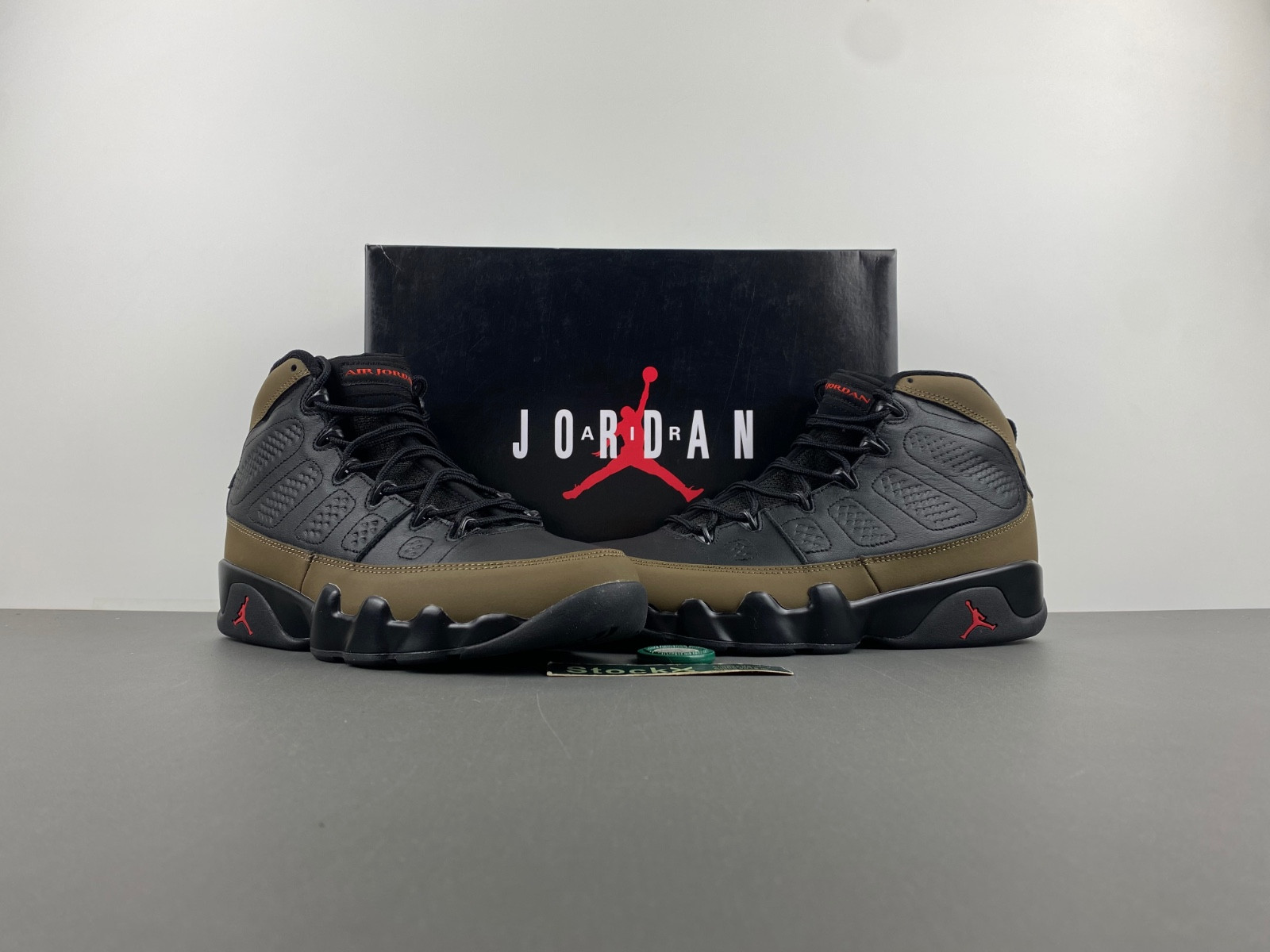 Air Jordan 9 "Olive" Holiday HV4794-030