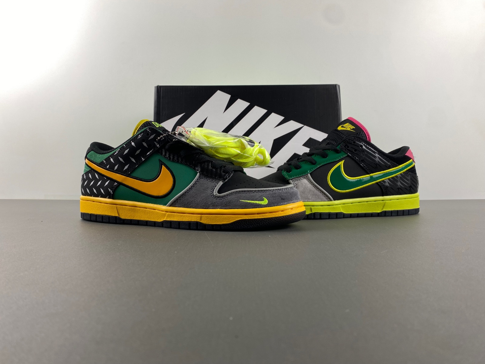 Nike Dunk Low What the Duck Home University of Oregon HV1454-001