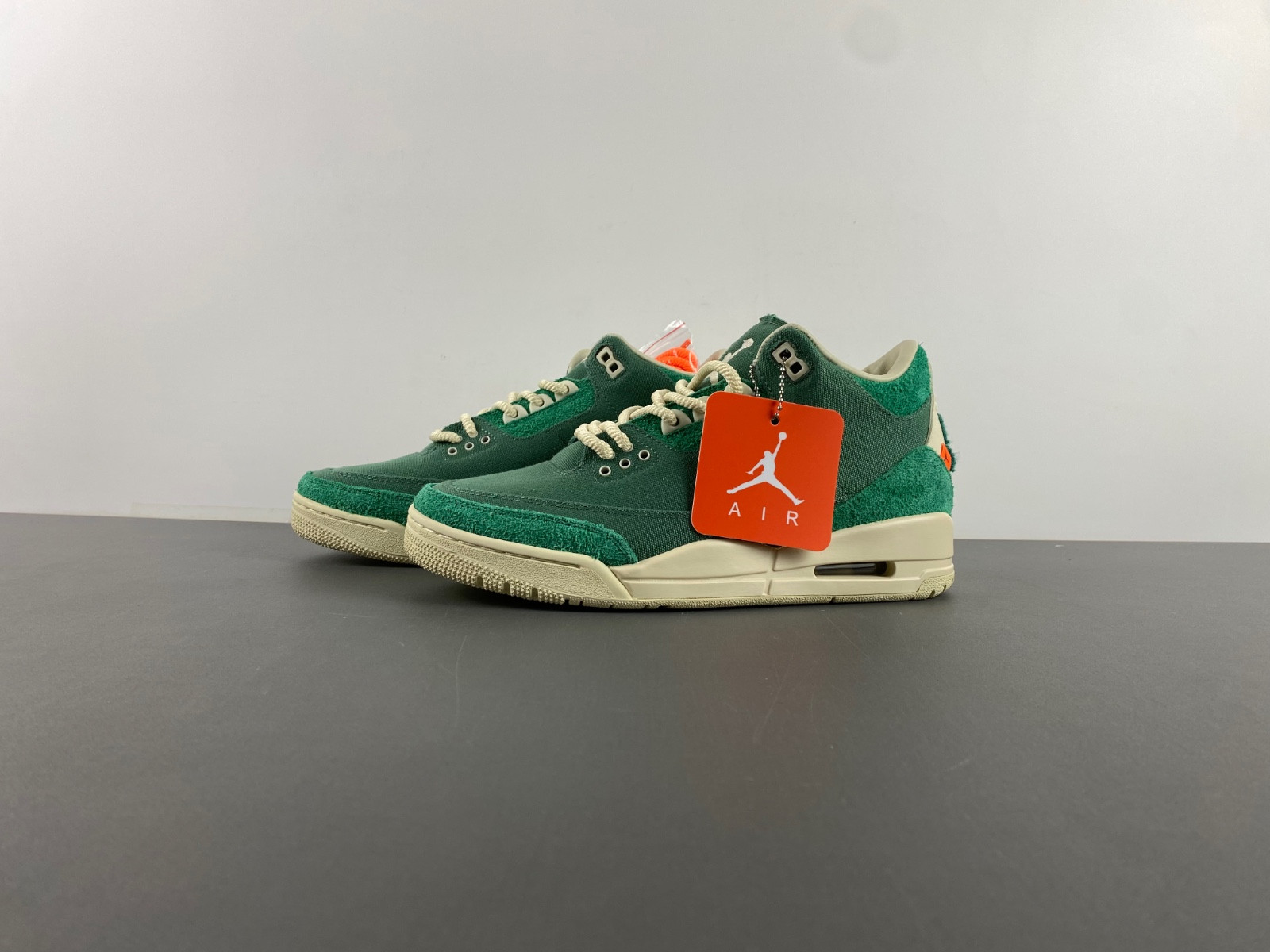 Air Jordan 3 OG SP Nina Chael Abney FZ7974-300