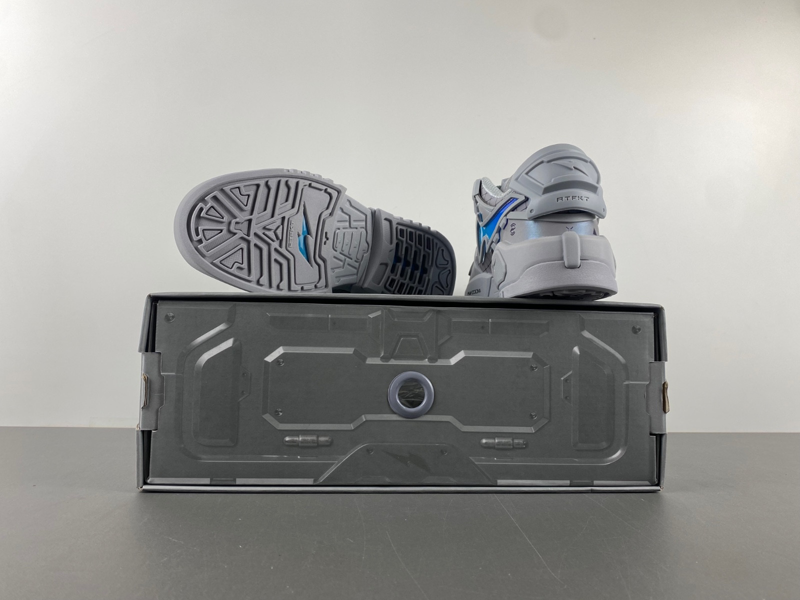 RTFKT X Dunk Genesis 