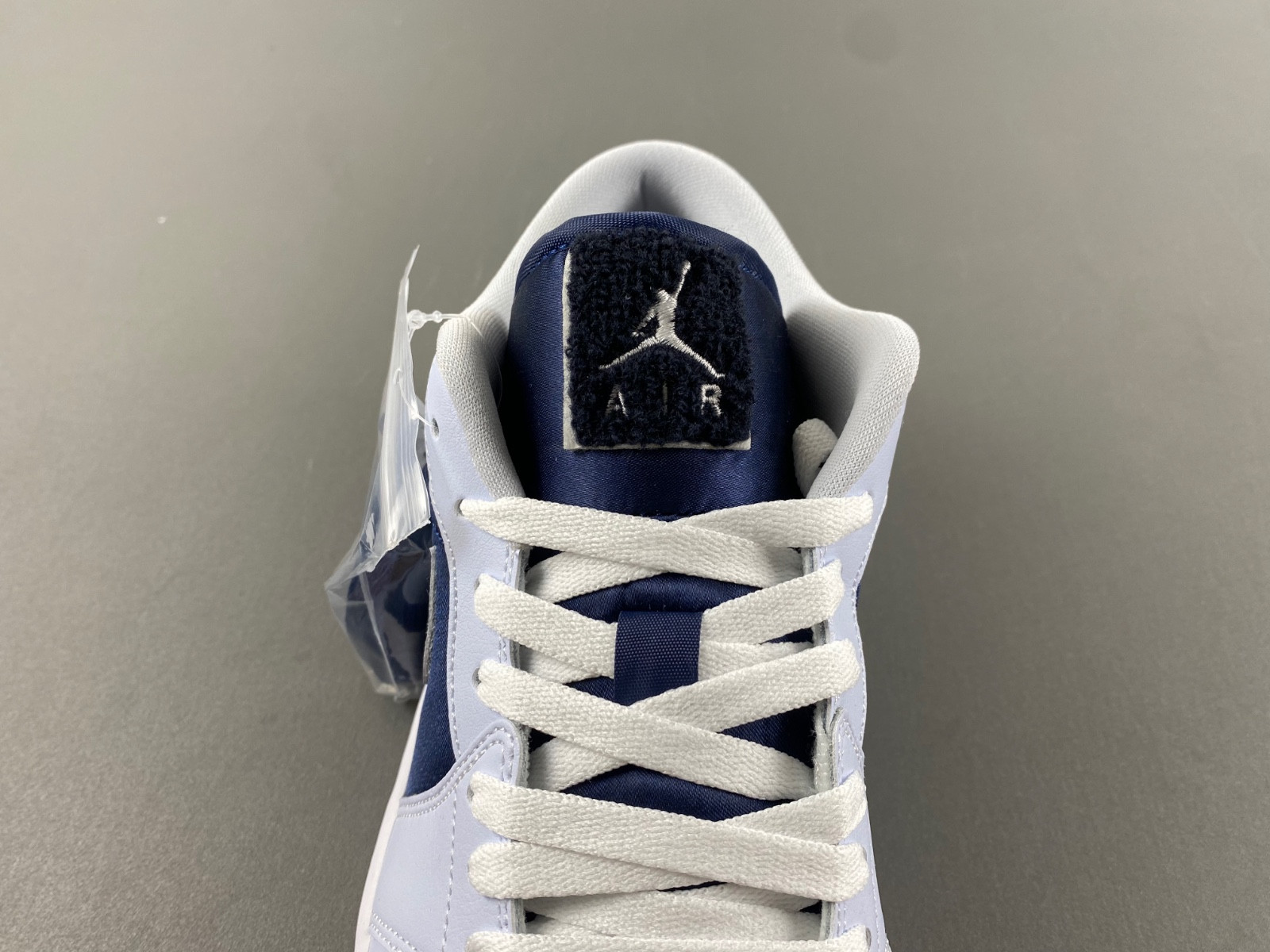 Jordan 1 Low SE Football Grey White Gym Red Midnight FZ8778-044