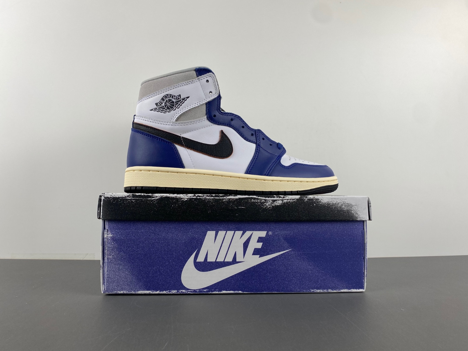 Air Jordan 1 High OG Rare Air Deep Royal Blue DZ5485-100