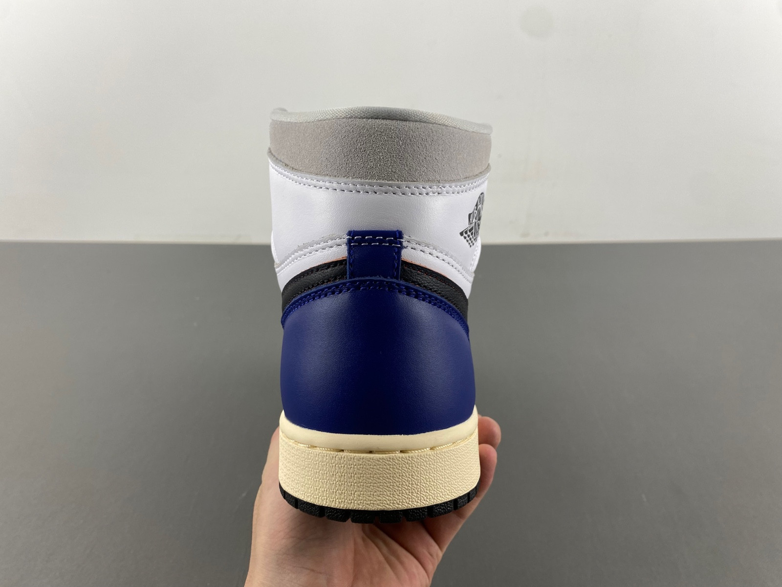 Air Jordan 1 High OG Rare Air Deep Royal Blue DZ5485-100