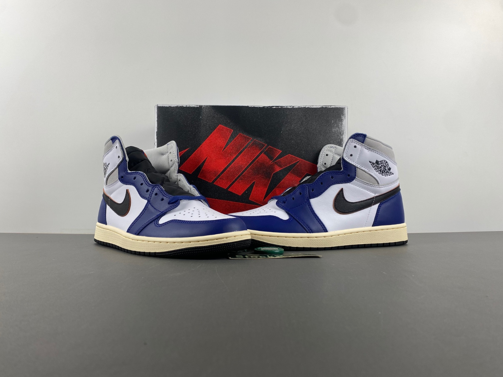Air Jordan 1 High OG Rare Air Deep Royal Blue DZ5485-100