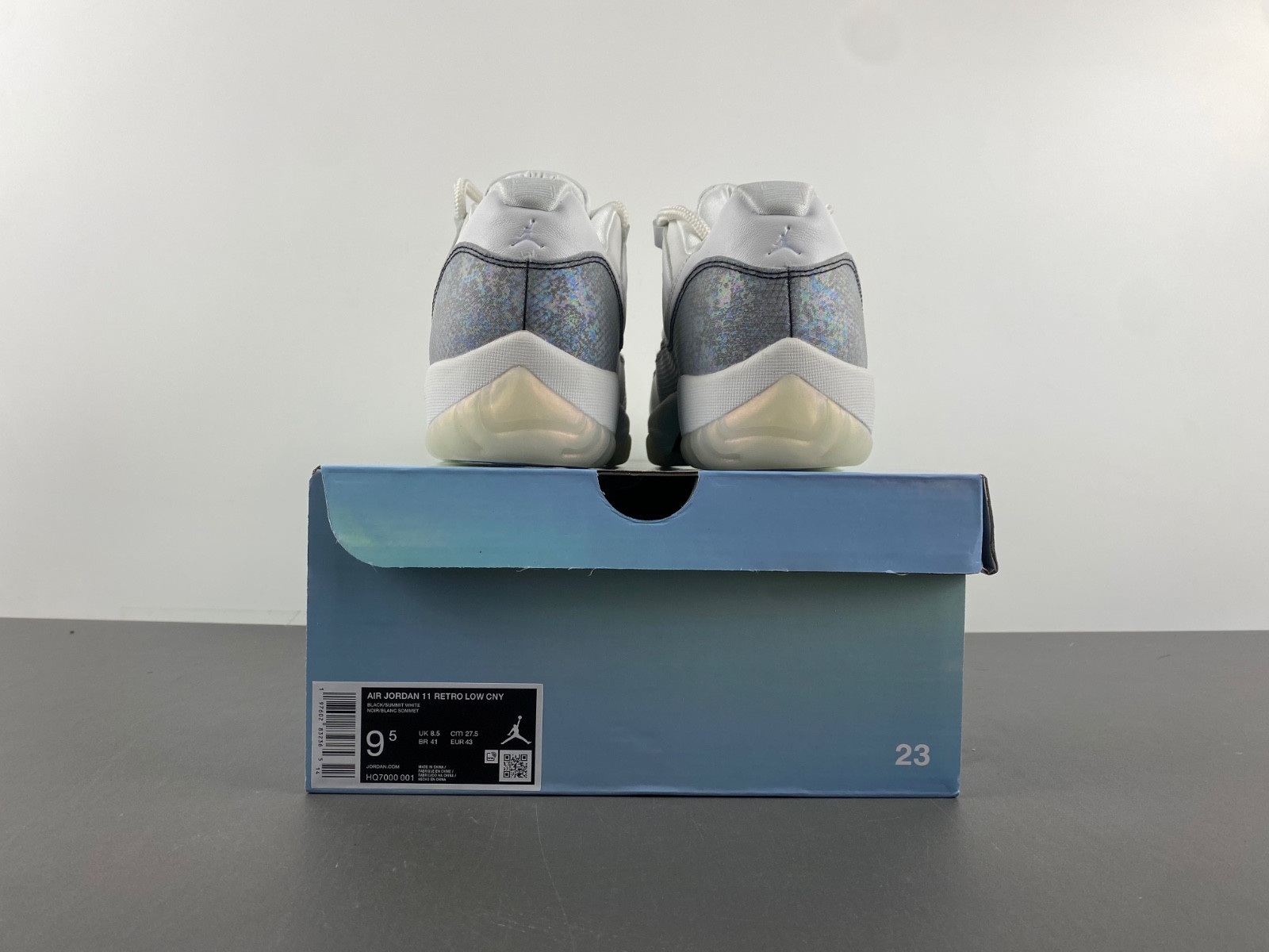 Air Jordan 11 Low CNY Year of the Snake HQ7000-001