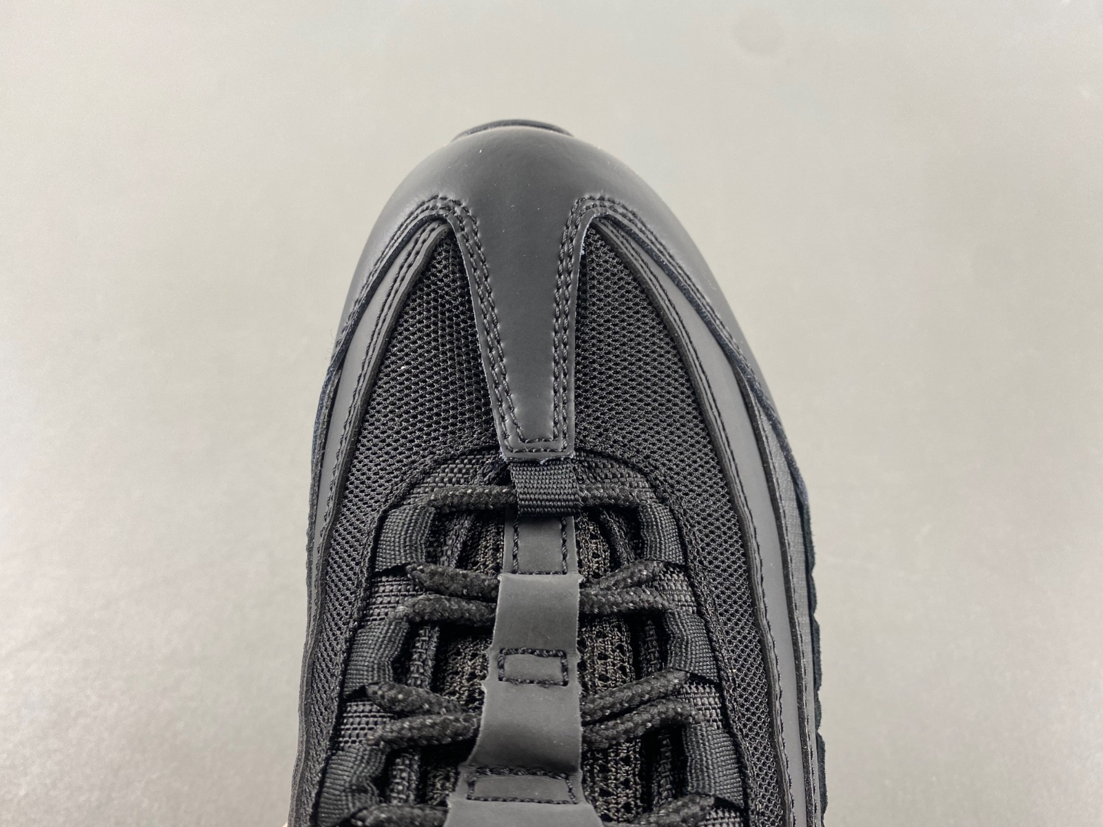 Nike Air Max 95 Essential Triple Black CI3705-001