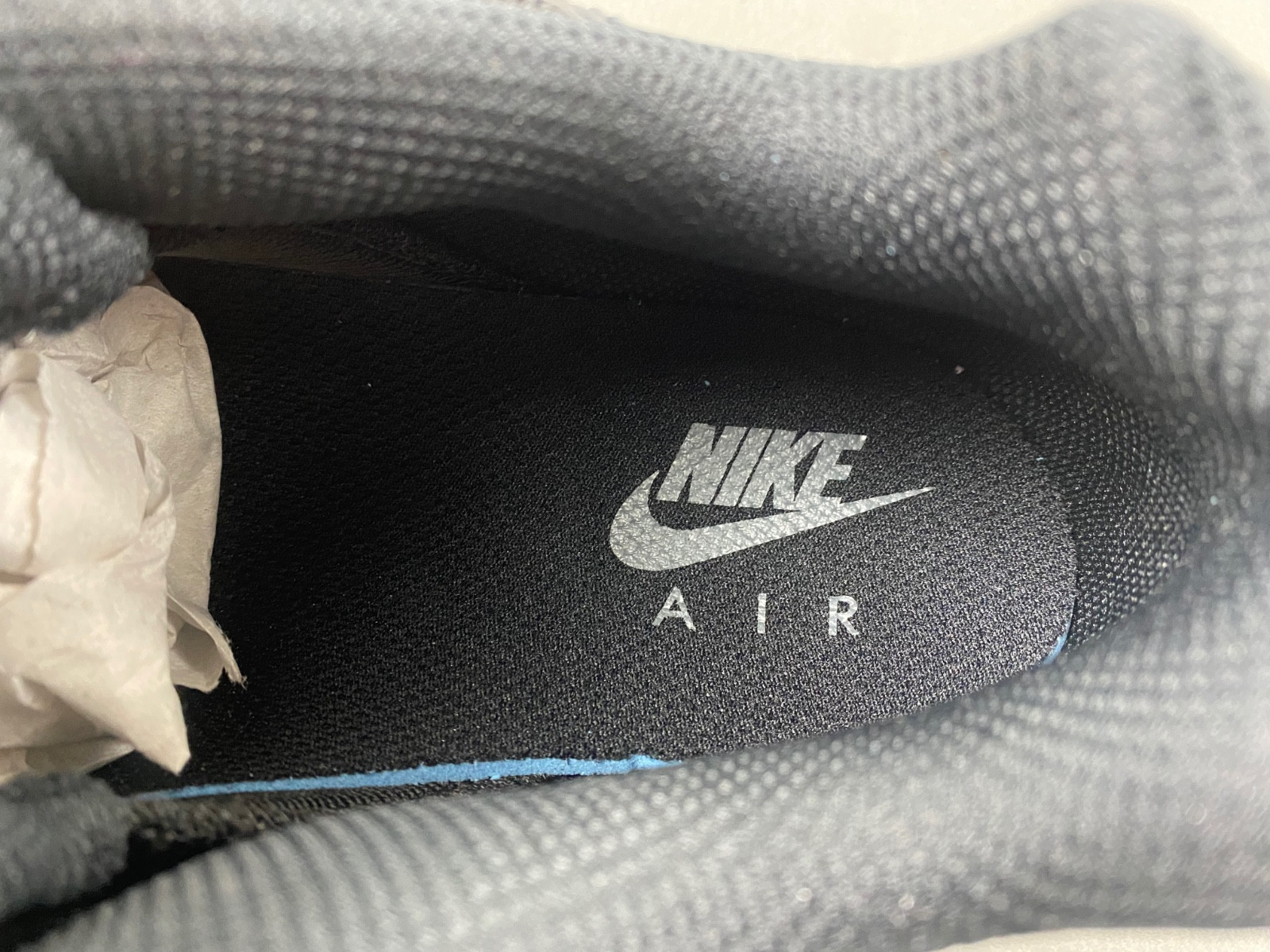 Nike Air Max 95 Essential Triple Black CI3705-001