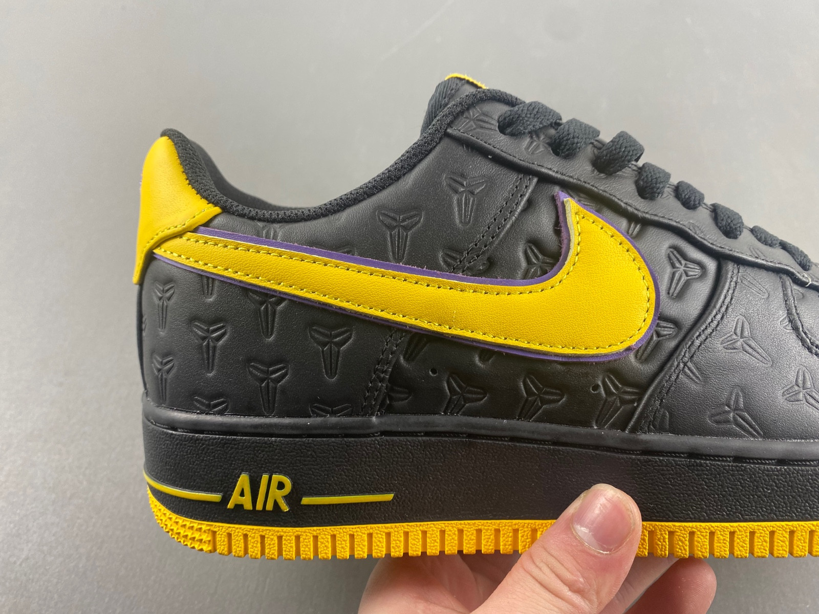 Kobe Bryant x Nike Air Force 1 Low Black HV5122-001