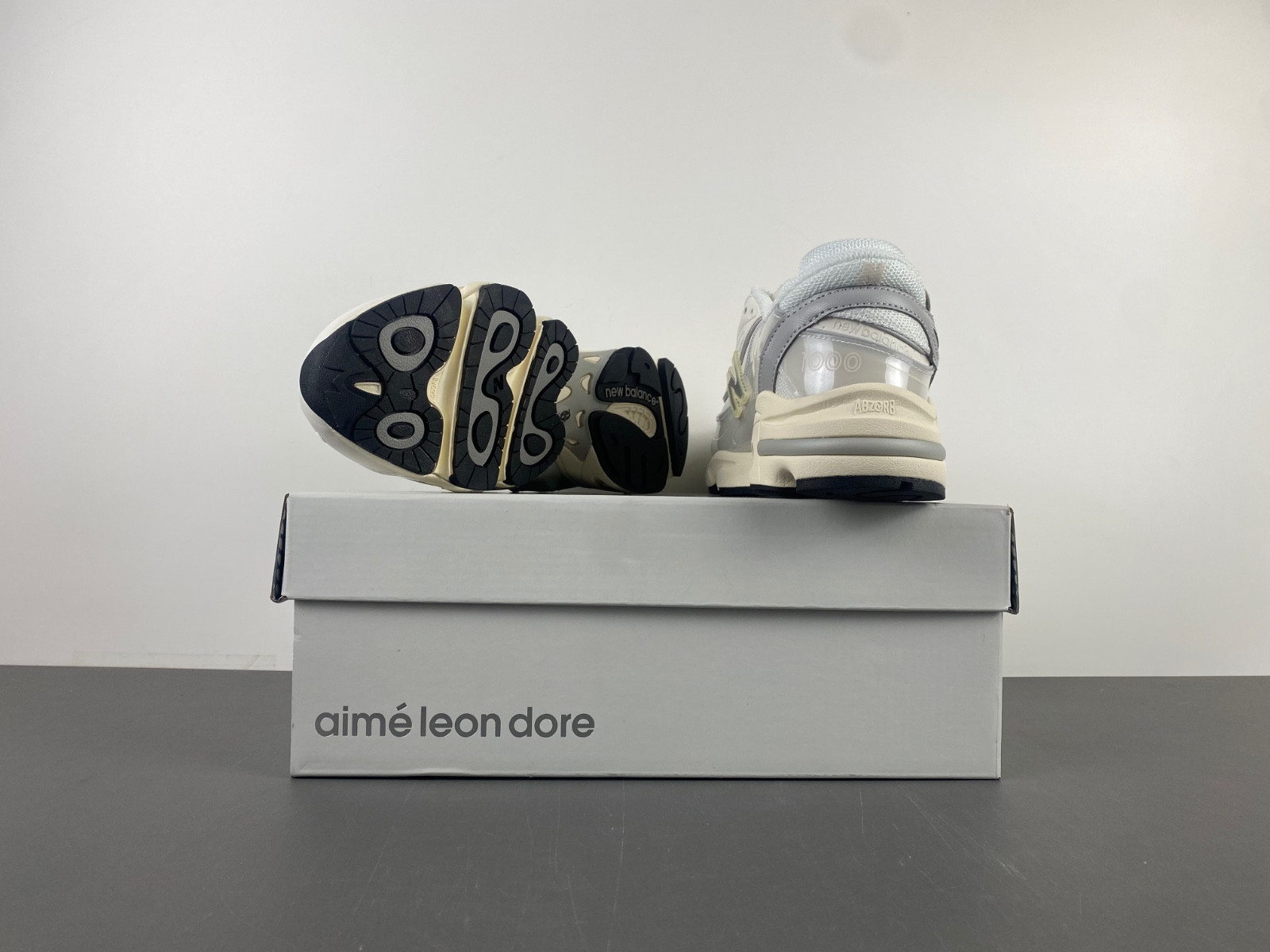 new Ba1an*e 1000 aime leon dore white m1000ac1