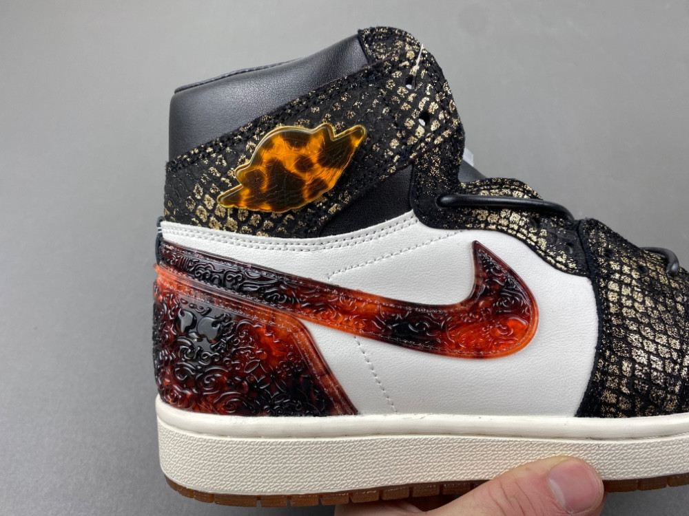 Air Jordan 1 High OG Xuanwu IB3165-091