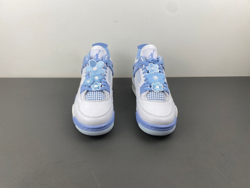 Air Jordan 4 "Aluminum" "White/Blue Tint" HV0823-100