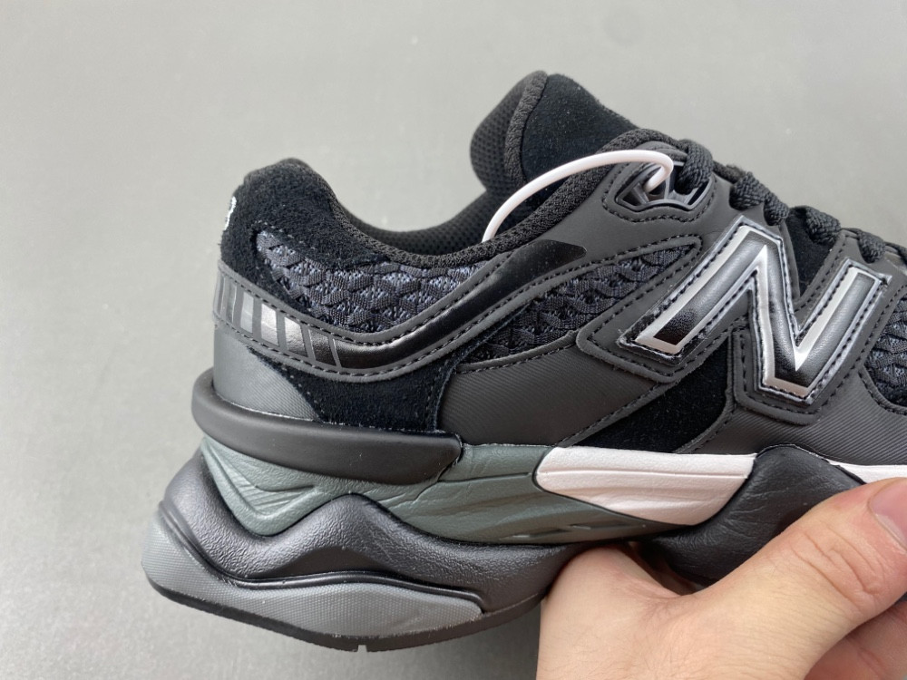 new Ba1an*e 9060 shoe palace black silver u9060pnr