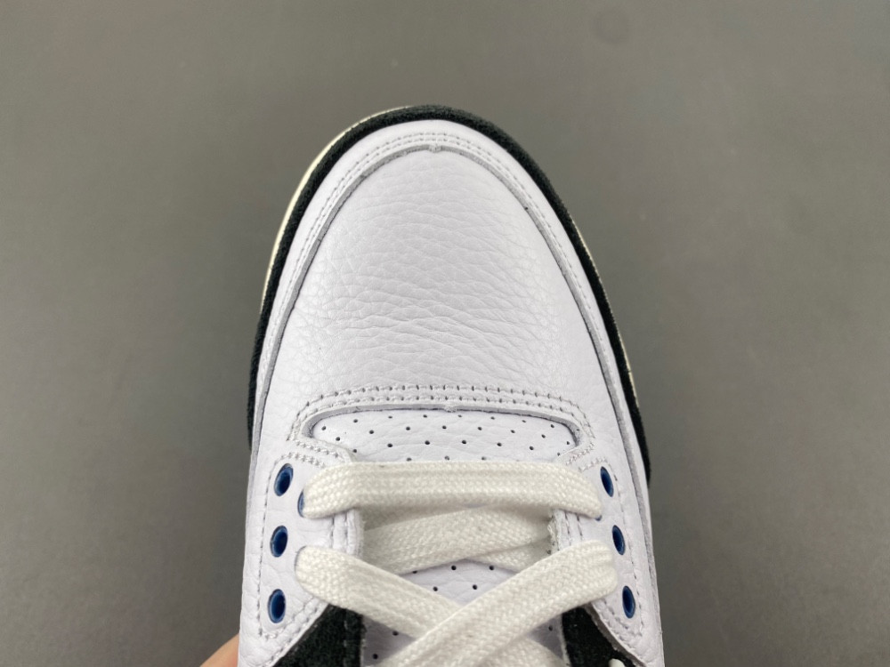 Maniére Jordan 3 Diffused Blue HV8571-100