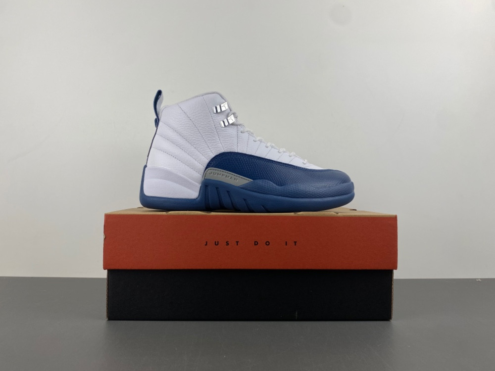 Jordan 12 Retro French Blue (2025) (GS) 153265-114