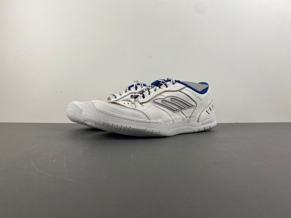 Ba1en*iaga men''s hamptons worn-out sneaker in white