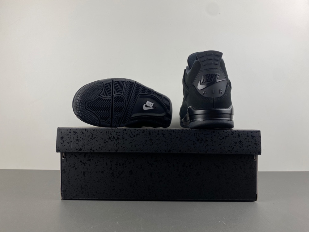 Jordan 4 Retro Black Cat (2025) Men