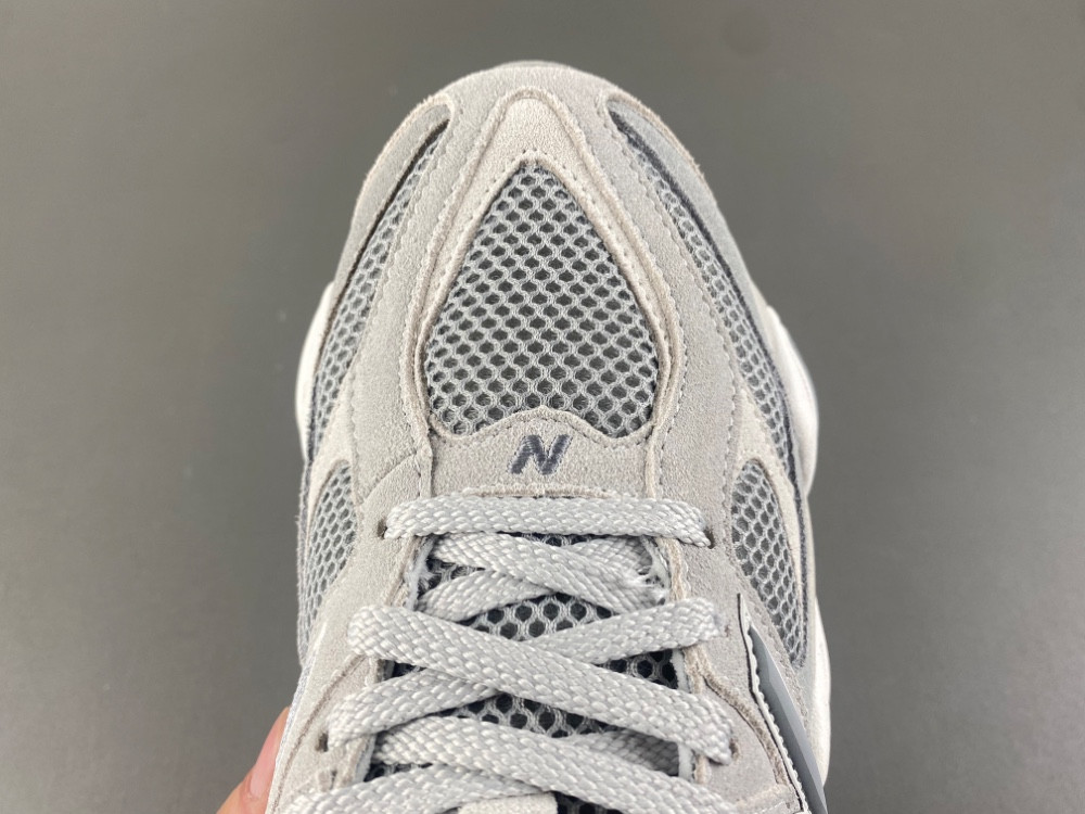 new Ba1an*e 9060 slate grey men