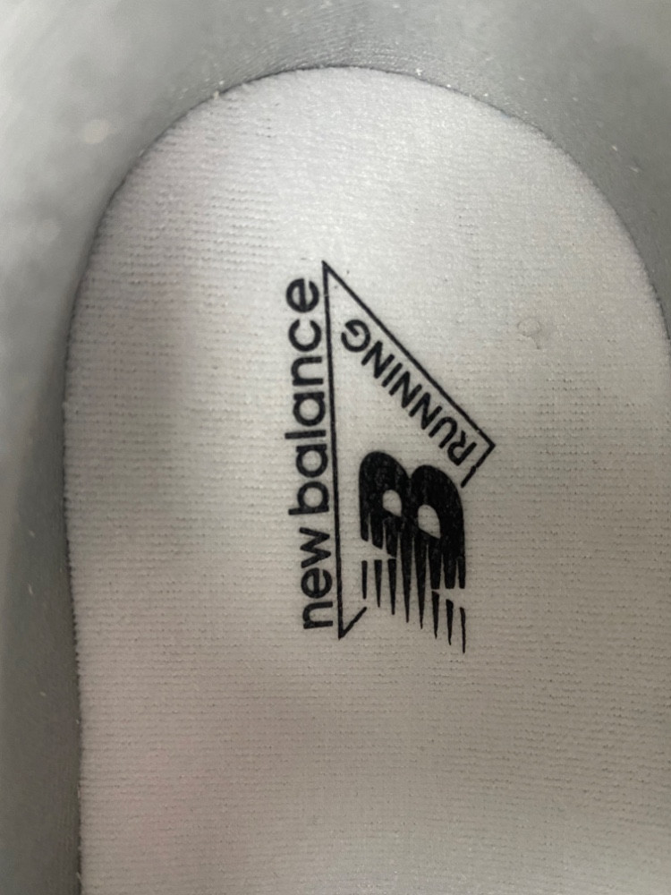 new Ba1an*e 9060 slate grey men