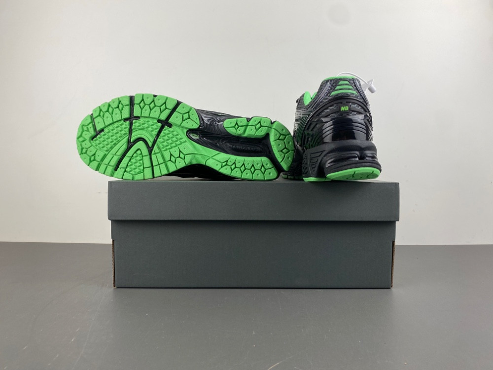 new Ba1an*e u1906 silver metallic green | u1906rct