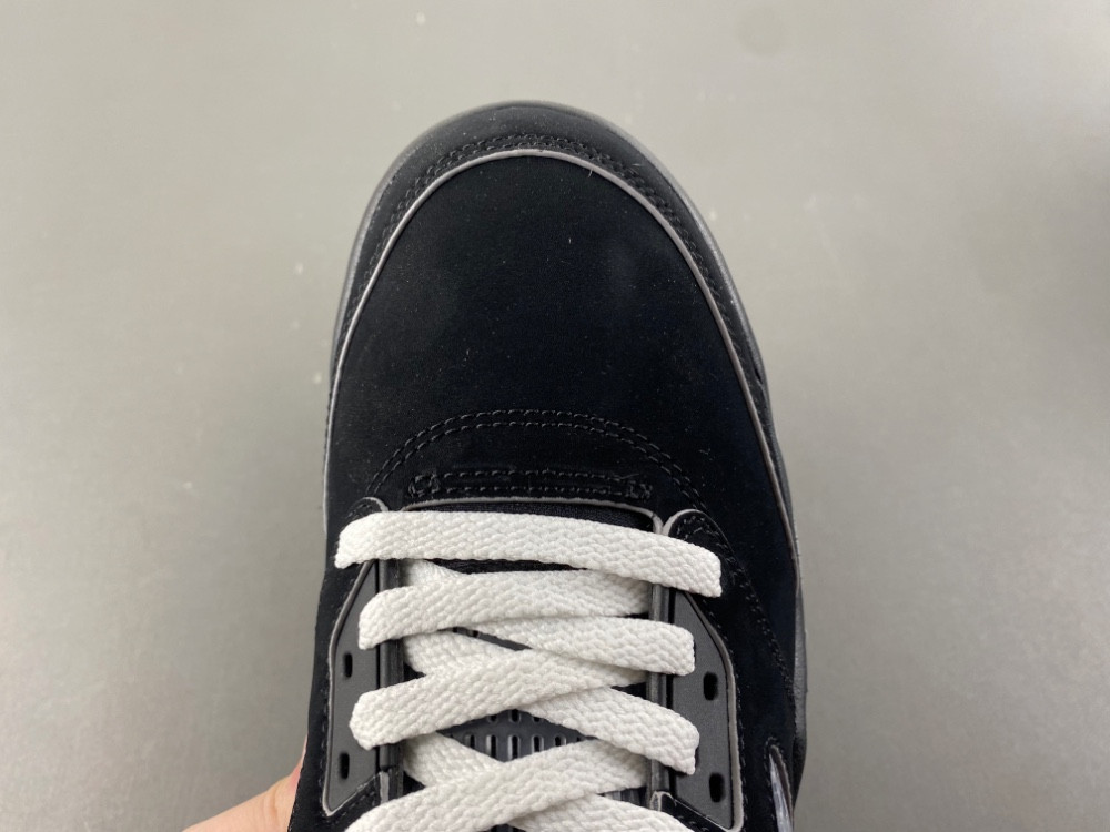 Jordan 5 Retro OG Black Metallic Reimagined HF3975-001