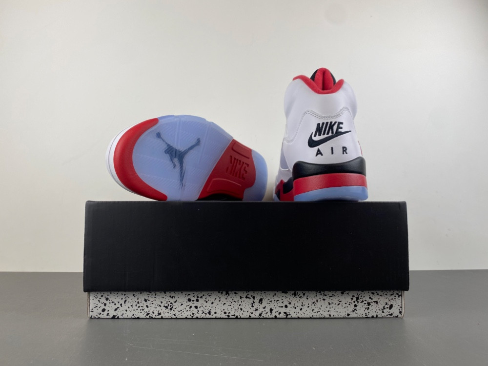 Jordan 5 Retro Fire Red Black Tongue (2025) - HQ7978-101