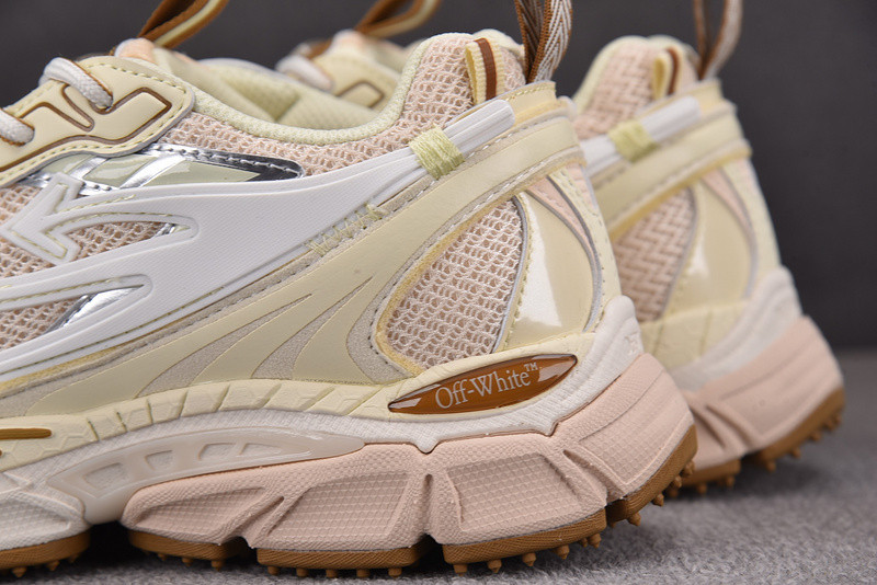 OWT Be Right Back White/Beige Sneakers SNEAKERS