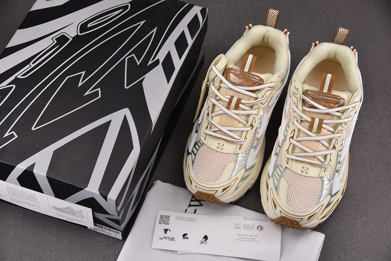 OWT Be Right Back White/Beige Sneakers SNEAKERS