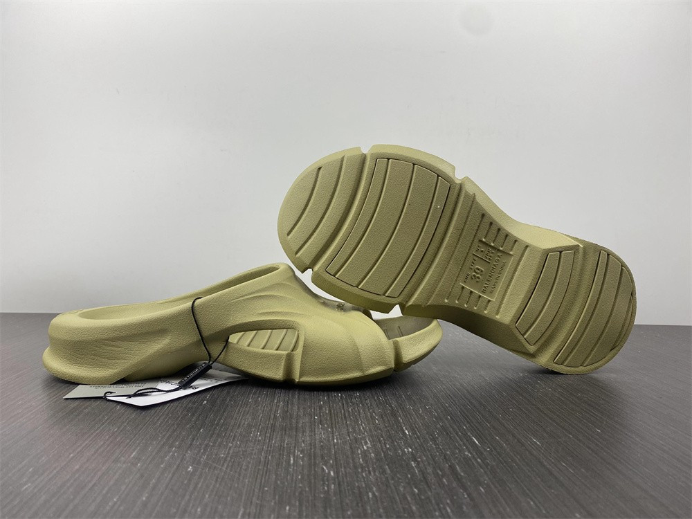 Ba1en*iaga mold slide sandal