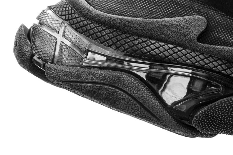 Ba*len*cia*ga triple s triple black 541624- w09o1-1000