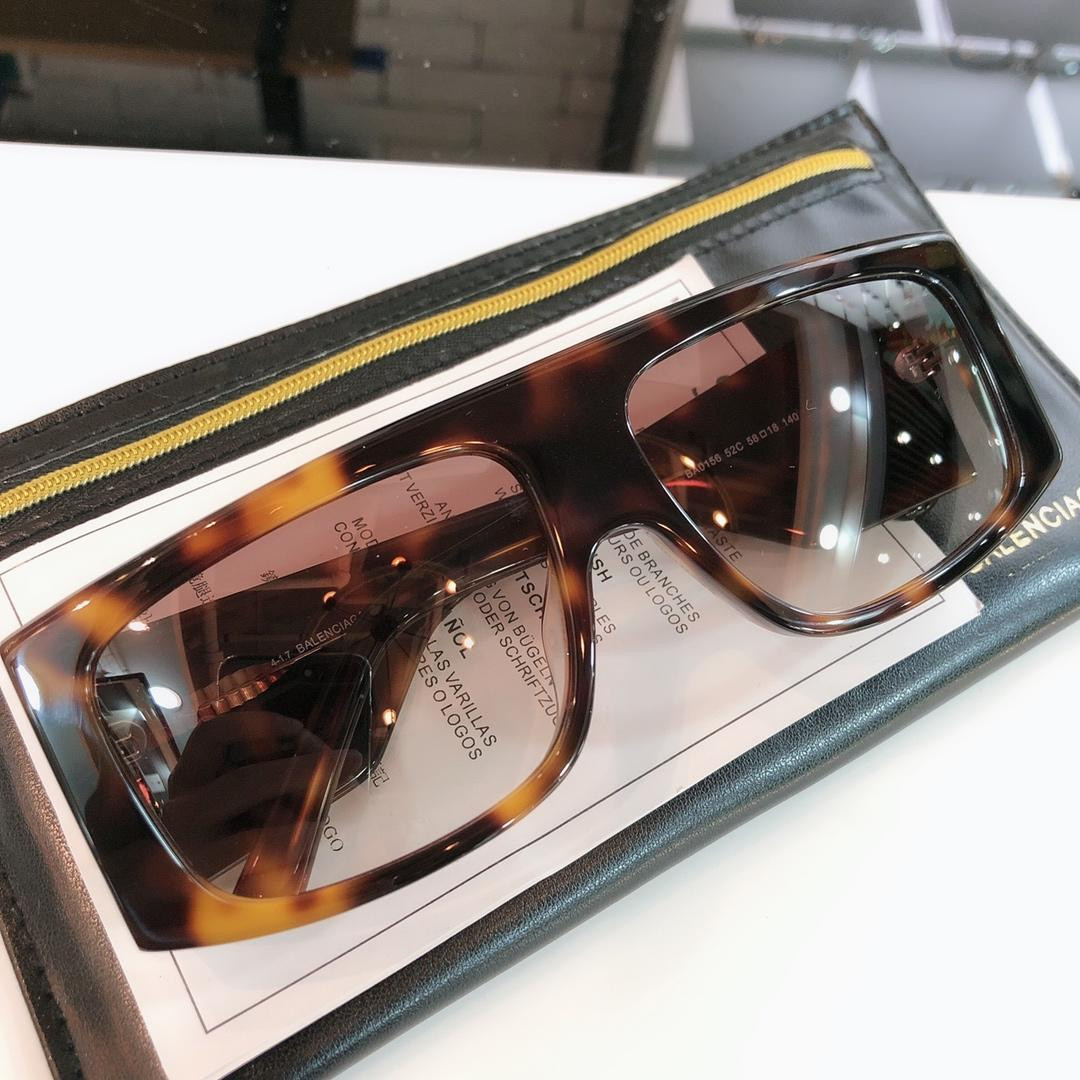 Ba*len*cia*ga thick square sunglasses ba0156