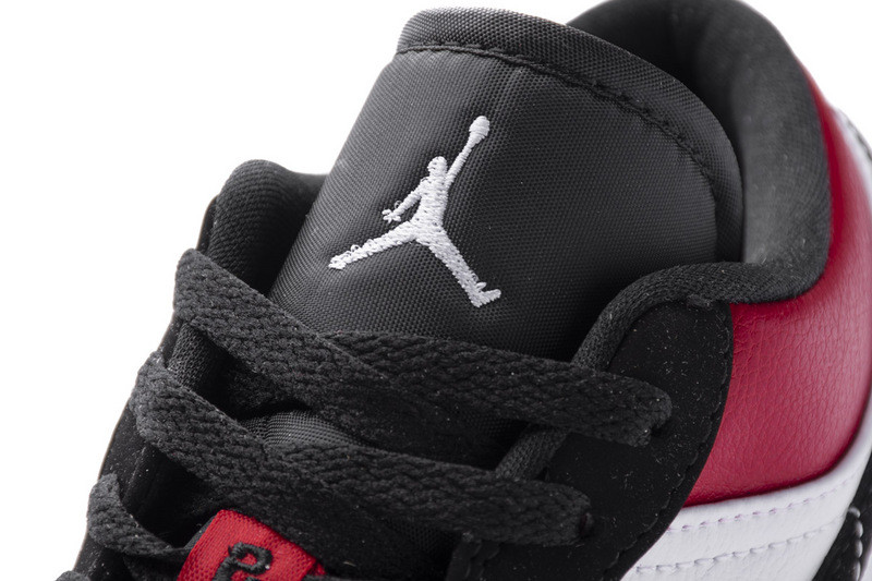 jordan 1 low black toe 553558-116