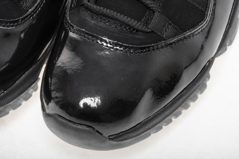 air jordan 11 retro cap and gown 378037-005